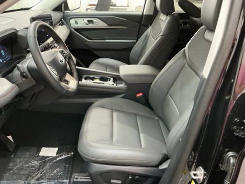 New 2026 Ford Explorer Active w/ Active Comfort Package AWD/4WD image 15