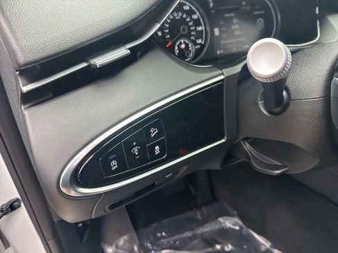 Used 2024 Genesis GV70 2.5T image 12