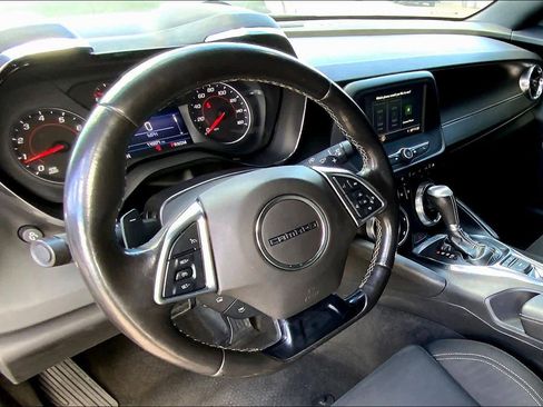 Used 2019 Chevrolet Camaro LT image 14