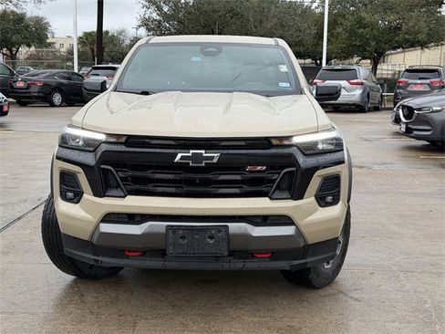 Used 2023 Chevrolet Colorado Z71 w/ Z71 Convenience Package 2 image 2