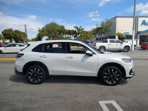 Used 2026 Honda HR-V EX-L image 4