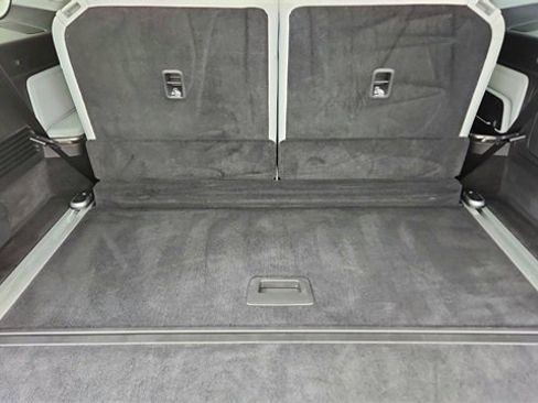 Used 2024 Rivian R1S Adventure image 15