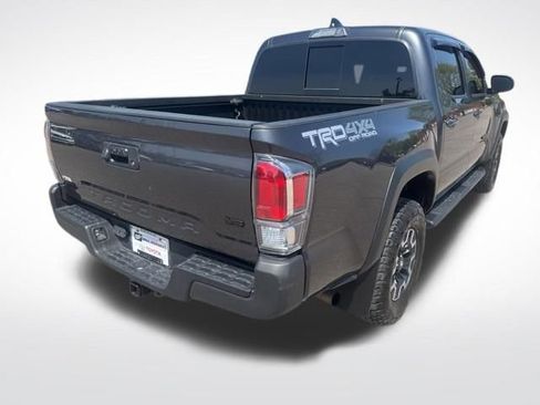 Used 2021 Toyota Tacoma TRD Off-Road image 5