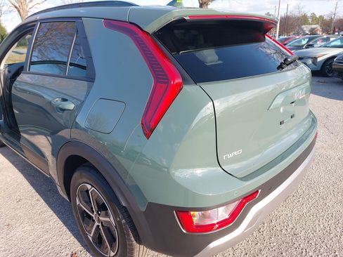 New 2026 Kia Niro EX image 34