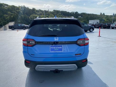 New 2025 Honda Pilot TrailSport image 10