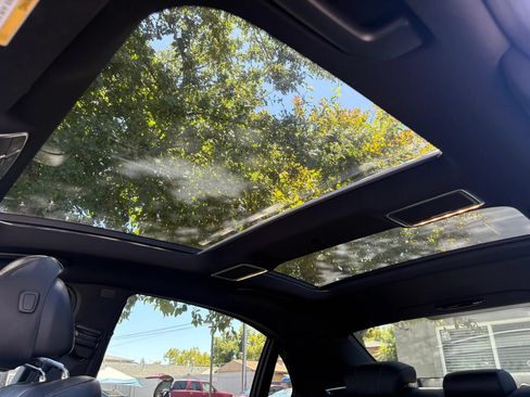 Used 2015 Mercedes-Benz S 550 4MATIC Sedan image 26