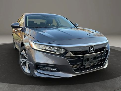 Used 2018 Honda Accord EX image 4
