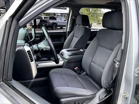 Used 2018 Chevrolet Silverado 1500 LT w/ Texas Edition image 7