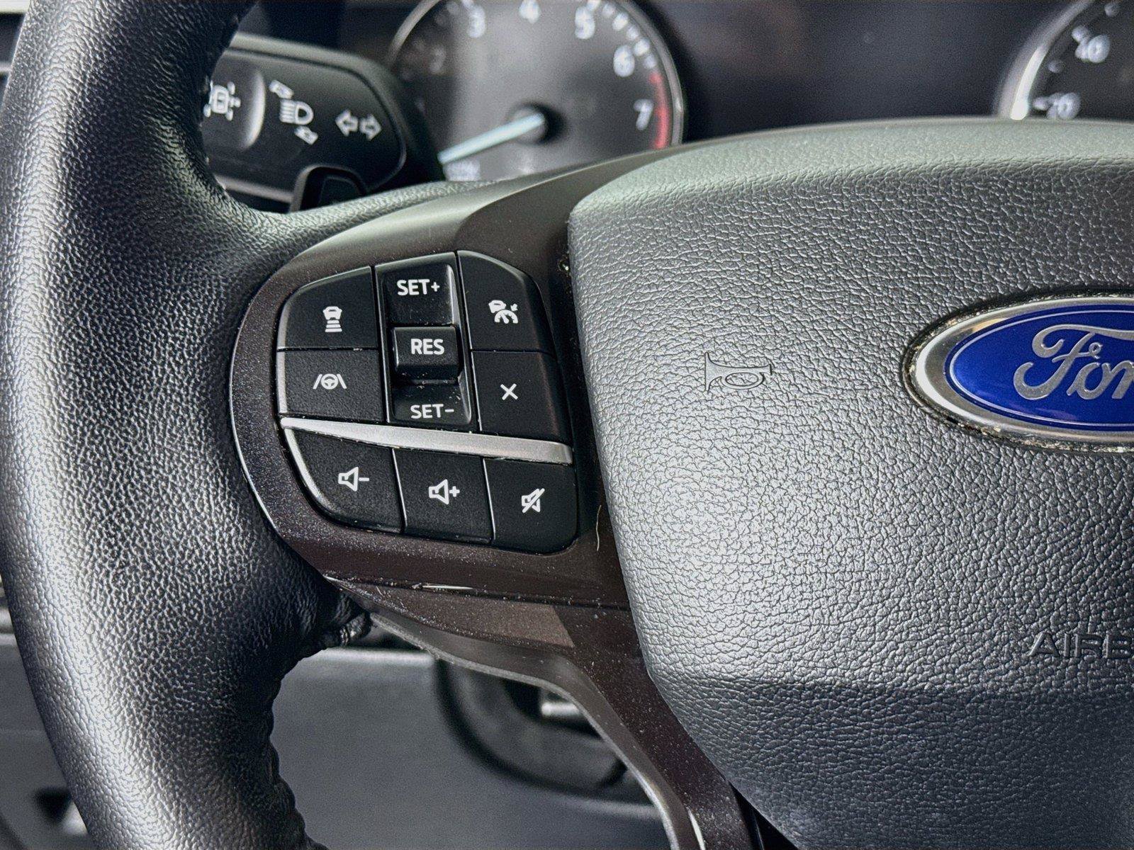 Used 2020 Ford Explorer XLT w/ Equipment Group 202A RWD image 17