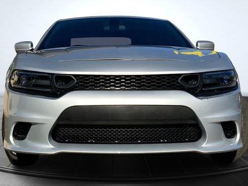 Used 2020 Dodge Charger SXT w/ Leather Interior Group image 2