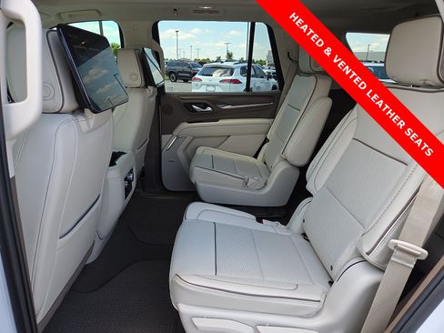 Used 2024 GMC Yukon Denali AWD/4WD image 11