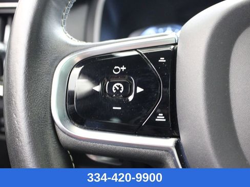 Used 2020 Volvo S90 T6 R-Design image 27