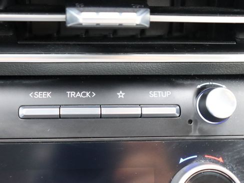 Used 2025 Hyundai Sonata SEL FWD image 33