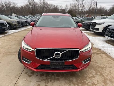 Used 2020 Volvo XC60 T8 Momentum image 2