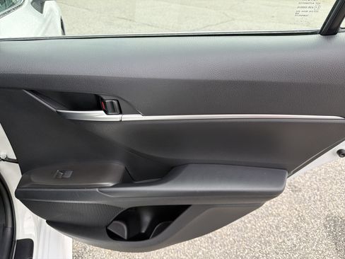 Certified 2024 Toyota Camry SE image 24
