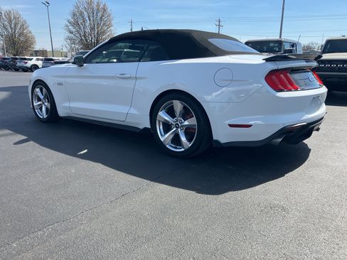 Used 2018 Ford Mustang GT Premium image 6