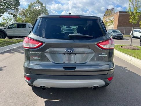 Used 2015 Ford Escape SE FWD image 6