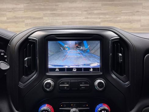 Used 2021 GMC Sierra 1500 AT4 w/ AT4 Preferred Package image 12