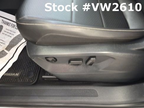 Certified 2021 Volkswagen Tiguan SEL image 18