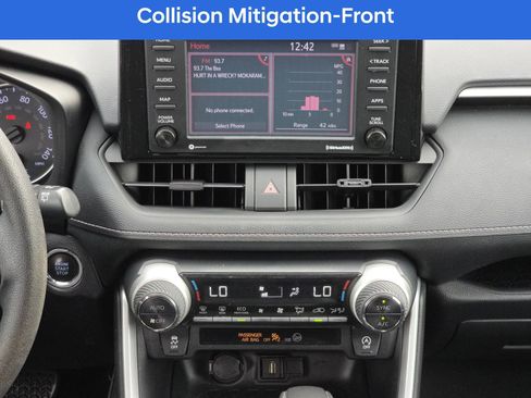 Used 2020 Toyota RAV4 XLE w/ Carpet Mat Package image 21