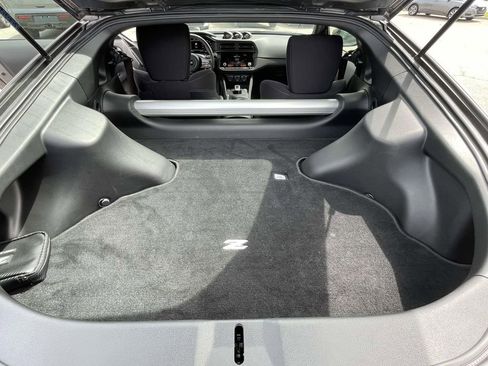 Used 2025 Nissan Z Sport w/ Floor Mat Package image 9