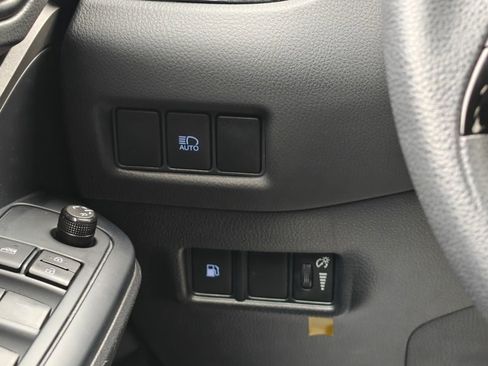 Certified 2021 Toyota C-HR LE image 20