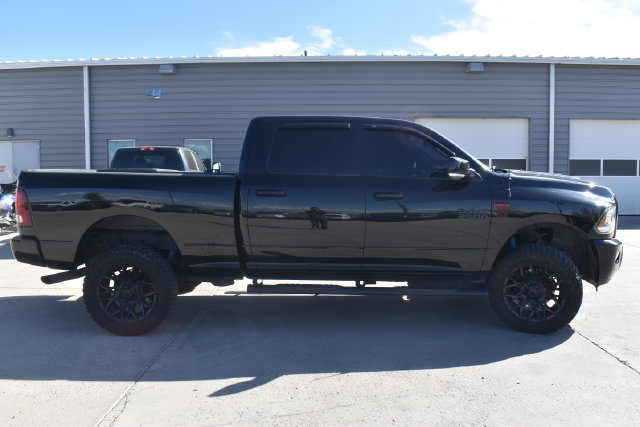 Used 2014 RAM 2500 Laramie w/ Black Appearance Group AWD/4WD image 4