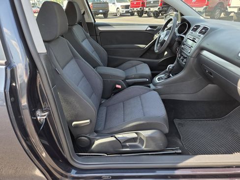 Used 2013 Volkswagen Golf 2-Door FWD image 20