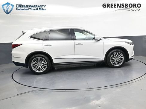 Used 2023 Acura MDX SH-AWD w/ Advance Package image 4