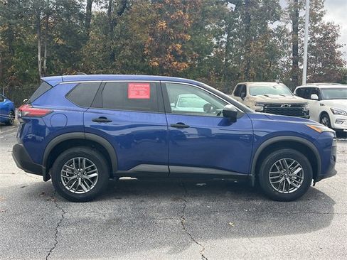 Certified 2023 Nissan Rogue S image 28