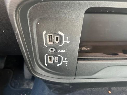 Used 2024 RAM 3500 Big Horn image 23