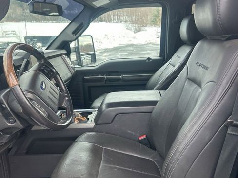 Used 2014 Ford F450 Platinum w/ FX4 Off Road Package image 5
