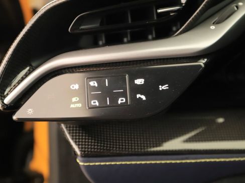 Used 2021 Ferrari SF90 Stradale image 27