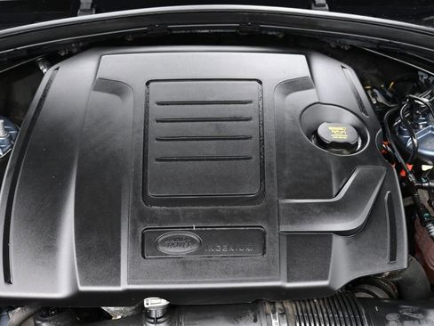 Used 2023 Land Rover Range Rover Velar R-Dynamic S image 27