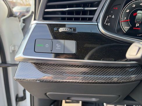 Used 2022 Audi SQ7 Premium Plus AWD/4WD image 12