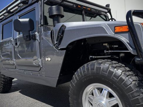 Used 2003 HUMMER H1 4-Door Wagon AWD/4WD image 26