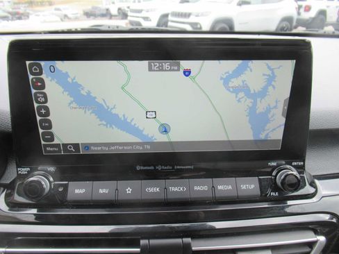 Used 2023 Kia Seltos EX image 30