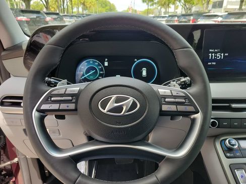 Used 2024 Hyundai Palisade SEL w/ Premium Package FWD image 24