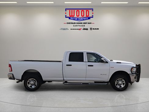Used 2021 RAM 2500 Tradesman w/ Chrome Appearance Group AWD/4WD image 2