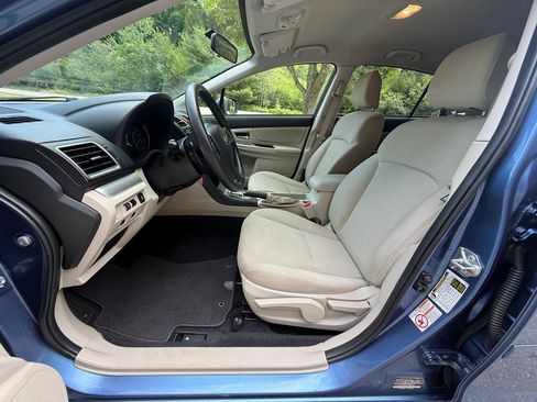 Used 2015 Subaru Crosstrek 2.0i Premium AWD/4WD image 10