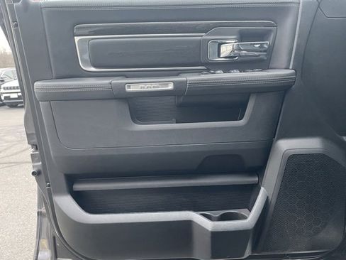 Used 2017 RAM 1500 Limited image 9
