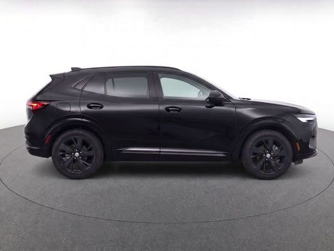 Used 2021 Buick Envision Essence w/ Sport Touring Package FWD image 2