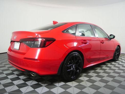 Used 2025 Honda Civic Sport image 3