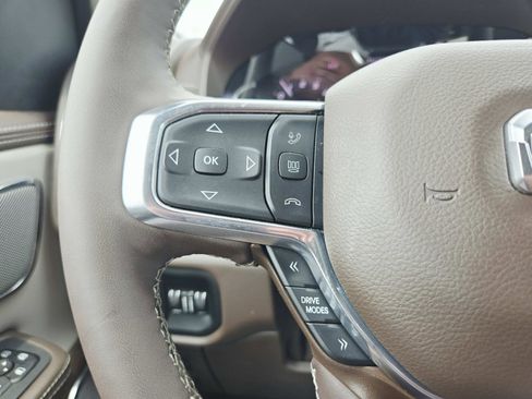 Used 2025 RAM 1500 Laramie w/ Advanced Safety Group II AWD/4WD image 27
