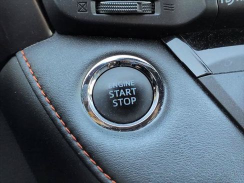 Certified 2016 Toyota RAV4 SE FWD image 27