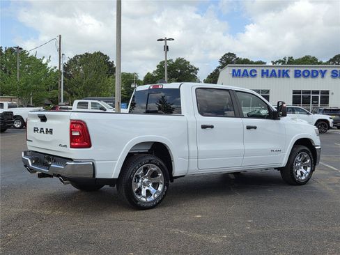 New 2026 RAM 1500 Big Horn AWD/4WD image 5