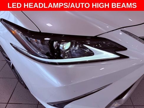 Certified 2024 Lexus ES 350 w/ Premium Package image 10