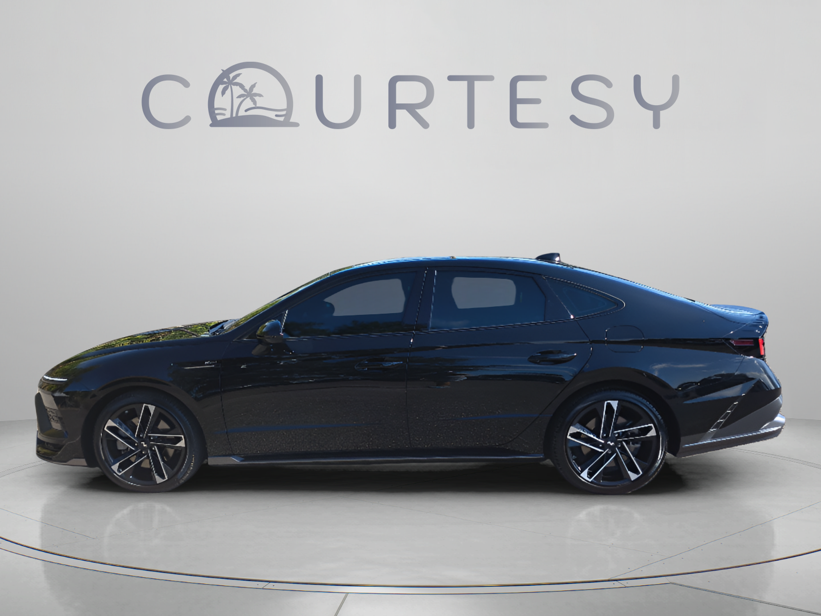 Certified 2025 Hyundai Sonata N Line FWD image 2