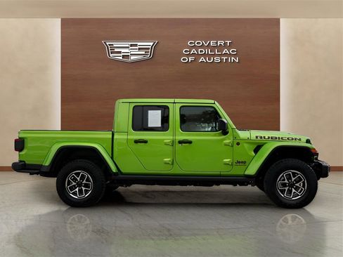 Used 2025 Jeep Gladiator Rubicon image 5