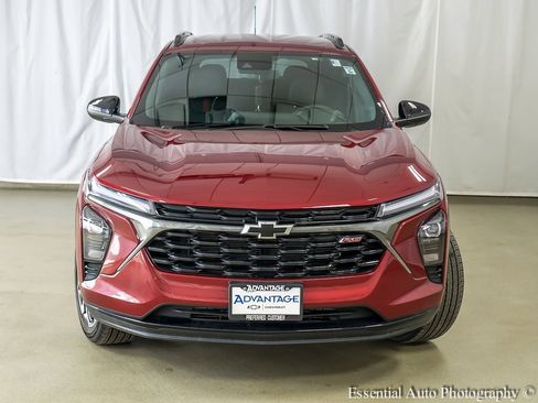 Used 2025 Chevrolet Trax RS w/ Driver Confidence Package image 5